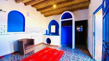 Quadruple Room, Multiple Beds | 1 bedroom, premium bedding, individually decorated, free WiFi