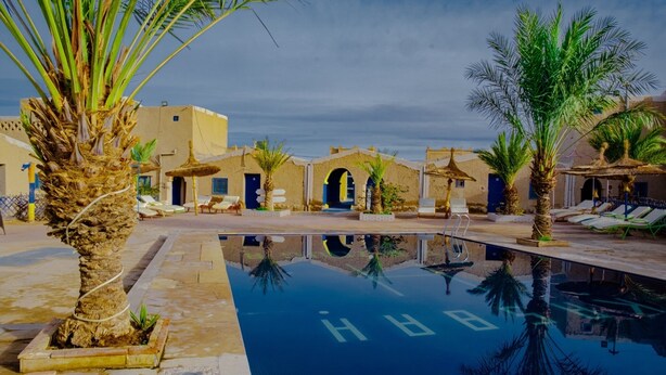 Outdoor pool - Auberge Kasbah Merzouga (Taouz)