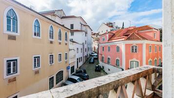 Apartment, 2 Schlafzimmer | Balkon