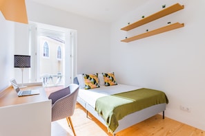 Appartement, 2 chambres | 2 chambres, fer et planche à repasser, Wi-Fi gratuit, draps fournis