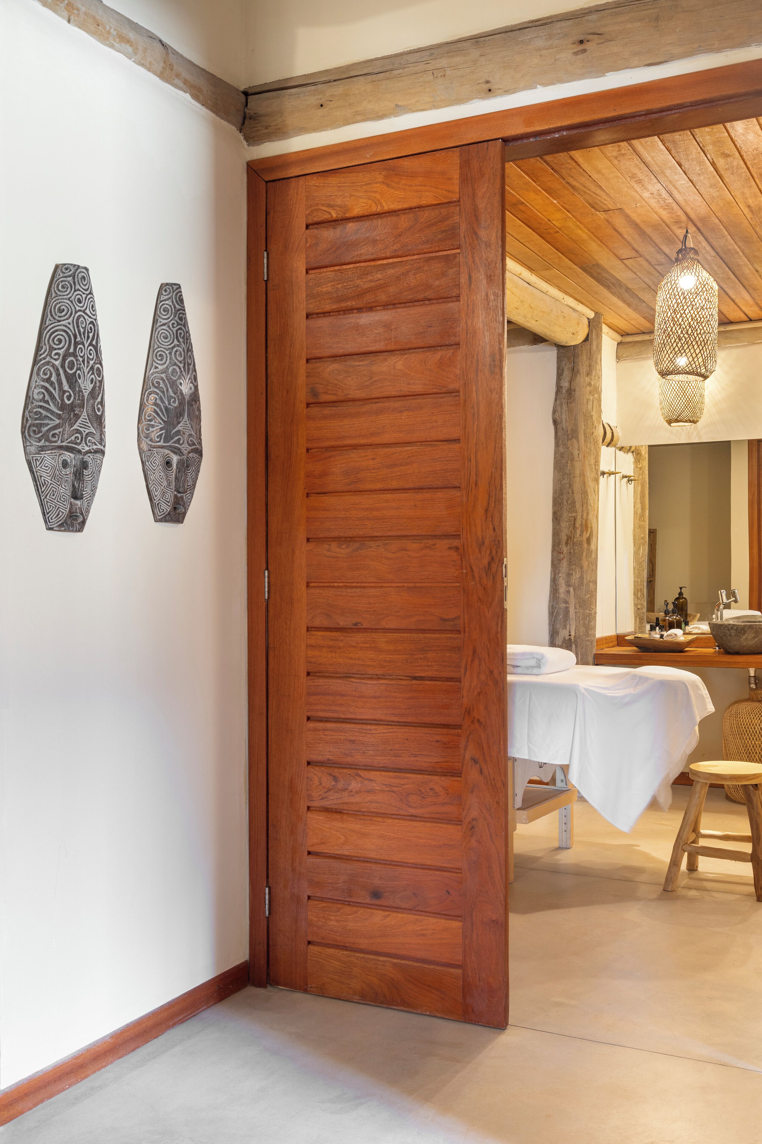 Sauna, steam room, massages