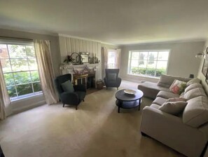 TV, fireplace, DVD player