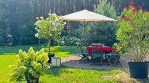 Outdoor dining - Country villa with horses near Berlin (Marienwerder-Ruhlsdorf)
