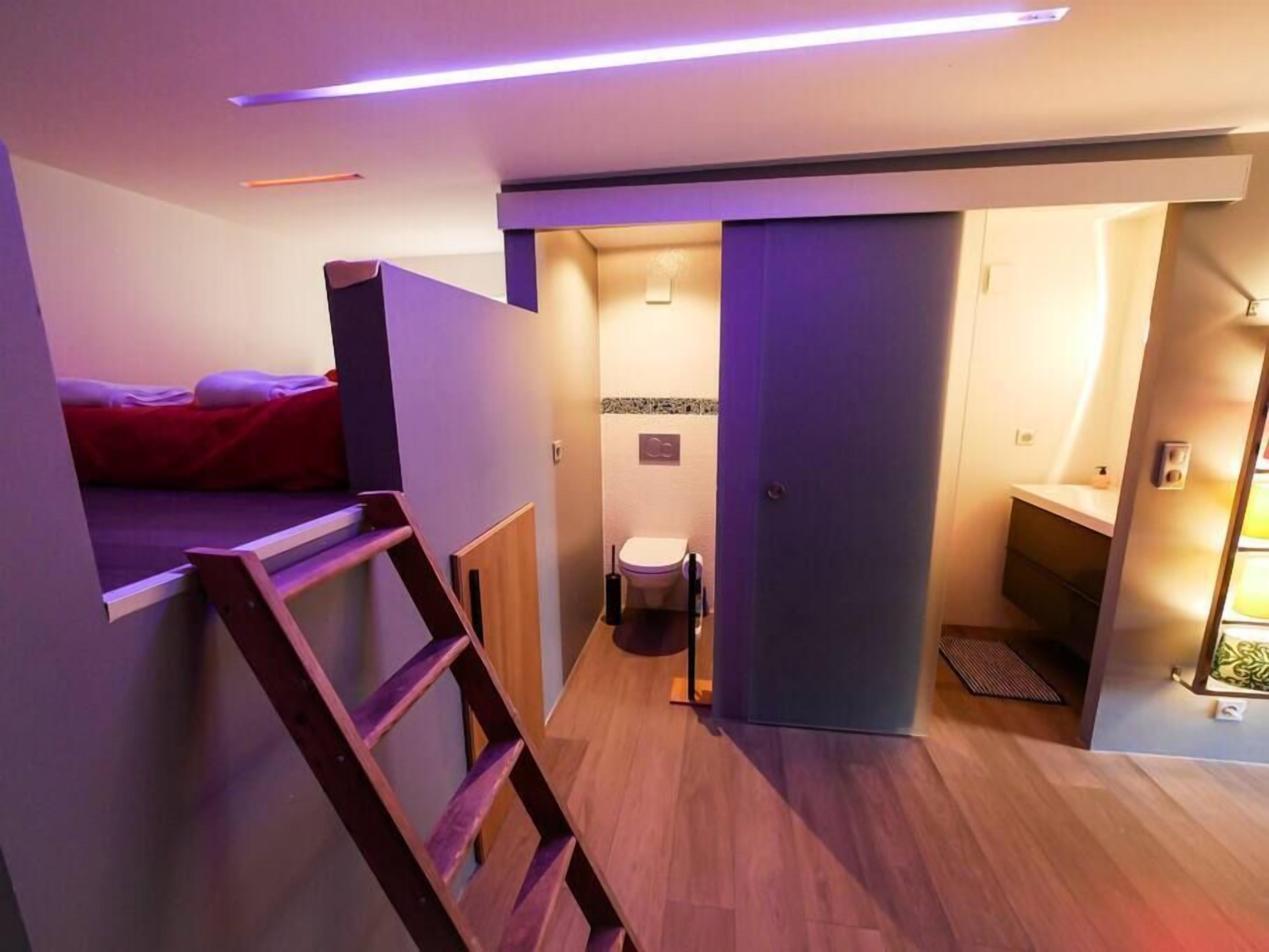 4 camere, ferro/asse da stiro, culla da viaggio, Wi-Fi