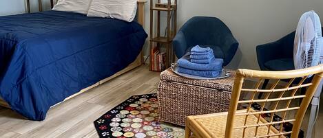 1 bedroom, free WiFi, bed sheets