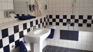 Unclassified image, 2 of 7, button - hotel brasserie Kanne & Kruike (Riemst)