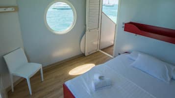 Comfort Villa | 2 bedrooms, individually decorated, individually furnished, bed sheets