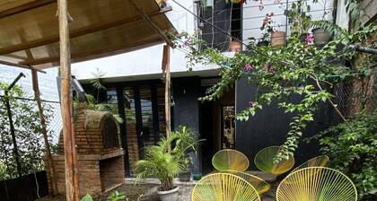 Habitación con Baño Privado y Entrada Independiente