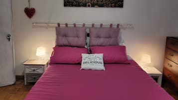 2 bedrooms, free WiFi, bed sheets