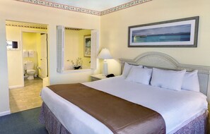 1 bedroom, in-room safe, iron/ironing board, free WiFi - 1BD/Daytona - Oceanfront Resort w/Pools, Nearby Attractions and Beaches! (Daytona Beach)