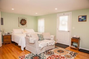 1 chambre, fer et planche à repasser, Wi-Fi gratuit, draps fournis
