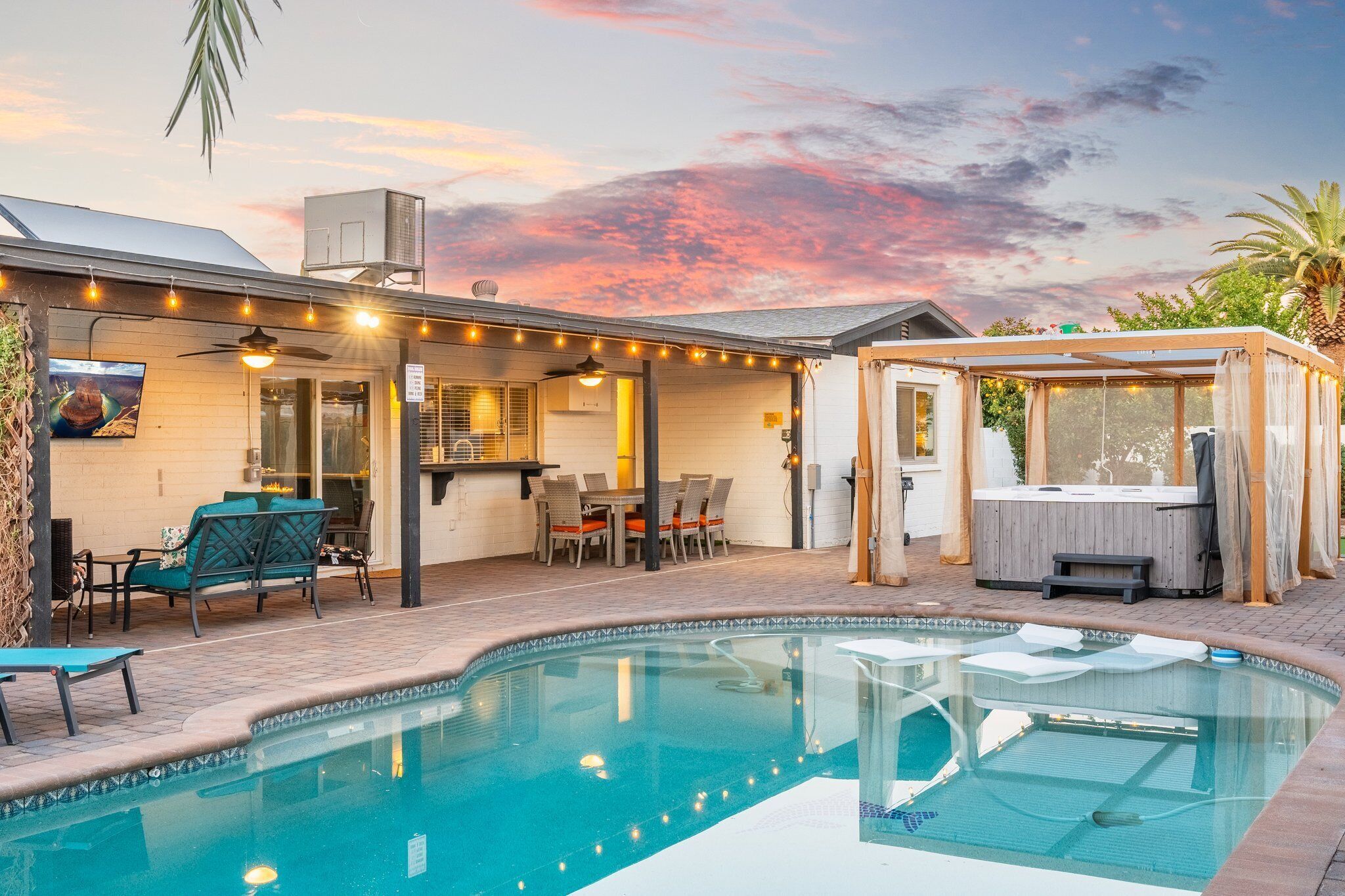 Piscine extérieure, piscine chauffée