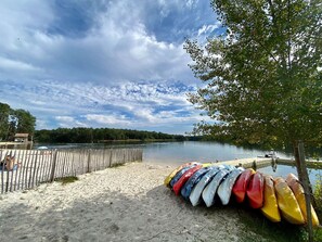 Liegestühle, Strandtücher