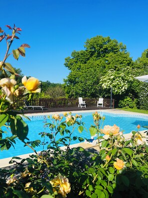 Piscine extérieure, piscine chauffée