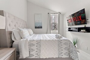 4 bedrooms, desk, iron/ironing board, travel cot