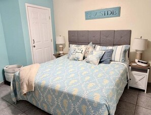 Condo, 1 Bedroom | 1 bedroom, individually decorated, individually furnished, free WiFi