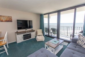 Condo, 2 Bedrooms | Living area | Smart TV