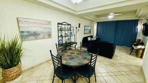 Condo, 2 quartos | Opções para refeição