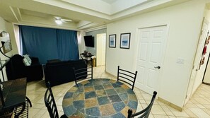Dining - Beautiful 1Â½ Bedroom Condo on the Sea of Cortez at Las Palmas Resort BN-204 2 Condo by RedAwning (Puerto Peñasco)
