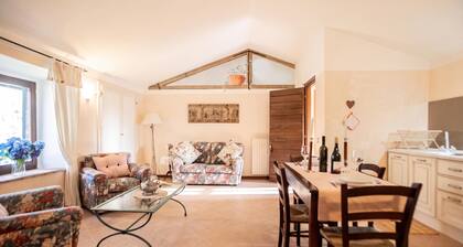 Casale Montemoro Private Pool & Garden Sleeps 10