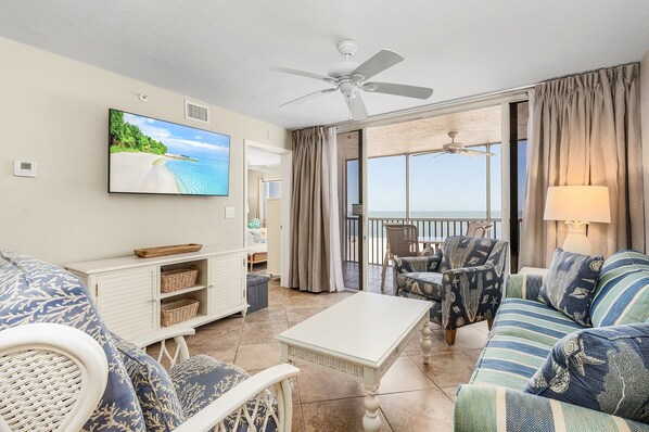 Living area - ~fantastic Gulf Front Condo North Of The Pier~ 2 Bedroom Condo by RedAwning (Fort Myers Beach)