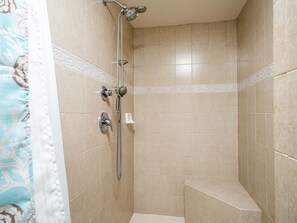 Condo, 2 Bedrooms | Bathroom | Towels