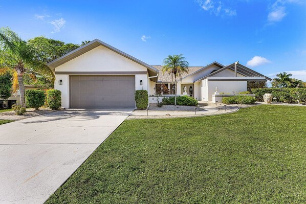 House, 3 Bedrooms | Exterior - Beautiful Private Pool Home In-between Fort Myers Beach And Sanibel Island 3 Bedroom Home by RedAwning (Fort Myers)