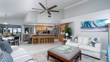 House, 3 Bedrooms | Living area