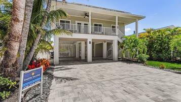 House, 3 Bedrooms | Exterior