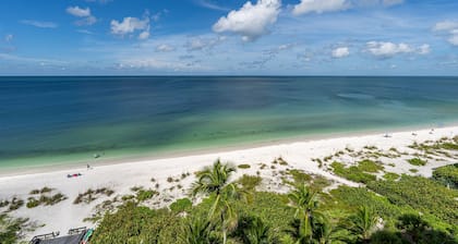 Welcome To Ambassador # 905 Penthouse 2 Bedroom Condo by RedAwning