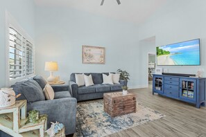 House, 3 Bedrooms | Living area