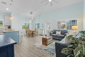 House, 3 Bedrooms | Living area