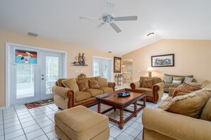 House, 3 Bedrooms | Living area - Private Pool Home ~ Just Miles From Sanibel And Fort Myers Beach ~ 3 Bedroom Home by RedAwning (Fort Myers)