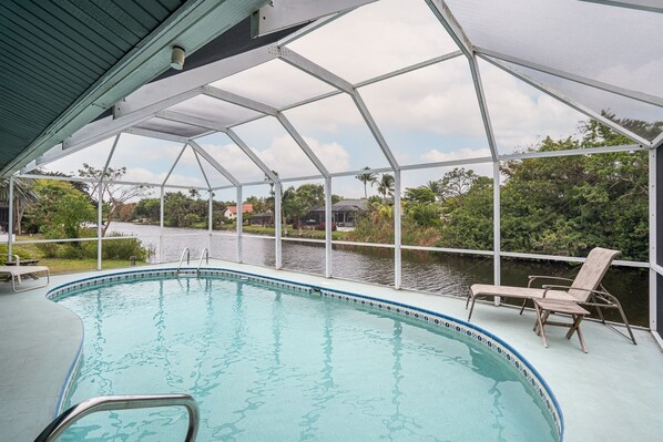 House, 3 Bedrooms | Pool | A heated pool - Private Pool Home ~ Just Miles From Sanibel And Fort Myers Beach ~ 3 Bedroom Home by RedAwning (Fort Myers)