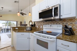 Hus - 3 sovrum | Eget kök | Kylskåp, ugn, kaffe- och tebryggare och brödrost