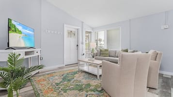 House, 2 Bedrooms | Interior