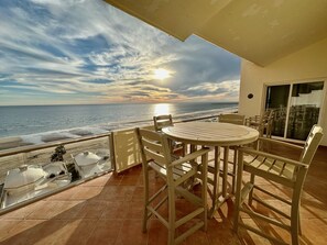 Condo, 1 phòng ngủ | Khu ẩm thực ngoài trời