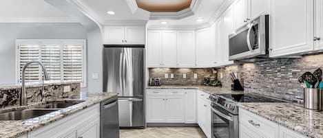 Kondominium, 3 kamar tidur | Dapur pribadi | Lemari es, oven, dan mesin pembuat kopi/teh