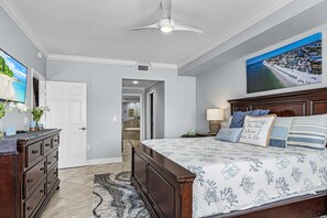 Condo, 3 Bedrooms
