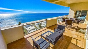 Property grounds - Spectacular 2 Bedroom Condo on Sandy Beach at Las Palmas Resort B-605 2 Condo by RedAwning (Puerto Peñasco)