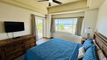 Condo, 2 habitaciones | 2 habitaciones, decoración personalizada y muebles diferentes