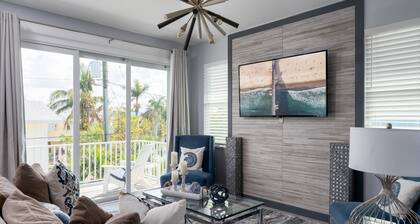 Welcome To 5541 Palmetto Street - New Build! Grab It Now! 4 Bedroom Home by RedAwning