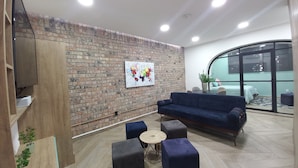 Unclassified image, 3 of 18, button - Casa Kubo (Mexico City)