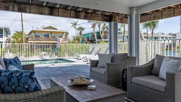 House, 4 Bedrooms | Property grounds