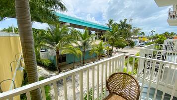 Kondominium, 1 kamar tidur | Pemandangan dari kamar