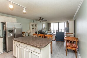 公寓客房, 1 間臥室 | 用餐區