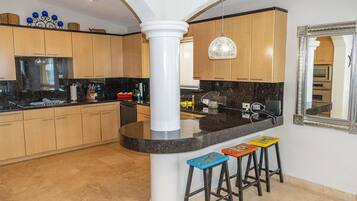 Vila, 3 kamar tidur | Dapur pribadi | Lemari es, oven, mesin pembuat kopi/teh, dan pemanggang roti