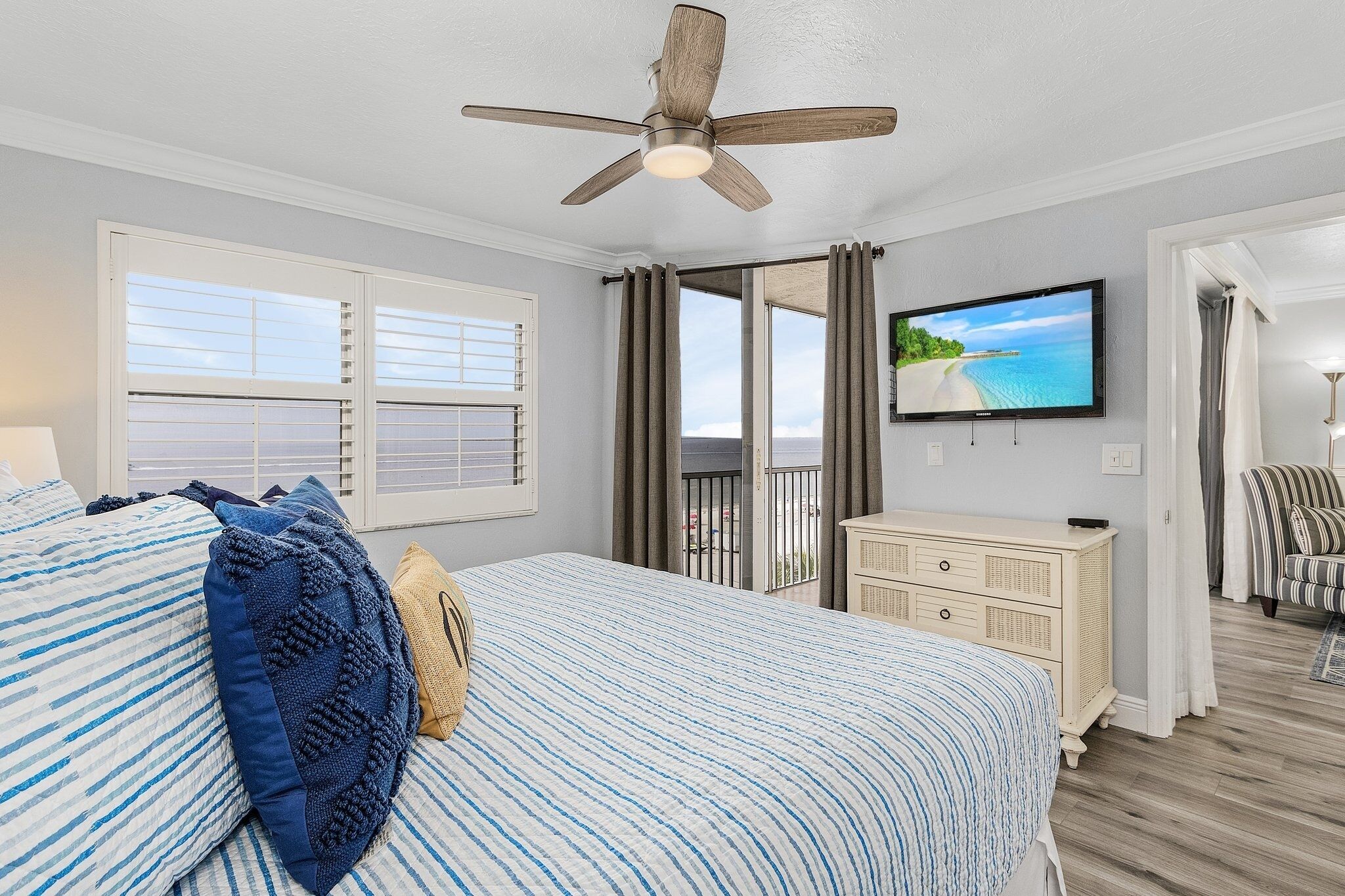 2 bedrooms, individually decorated, individually furnished, free WiFi