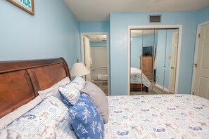 Condo, 2 Bedrooms | 2 bedrooms, individually decorated, individually furnished
