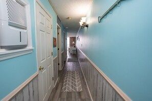 Condo, 2 habitaciones | Interior